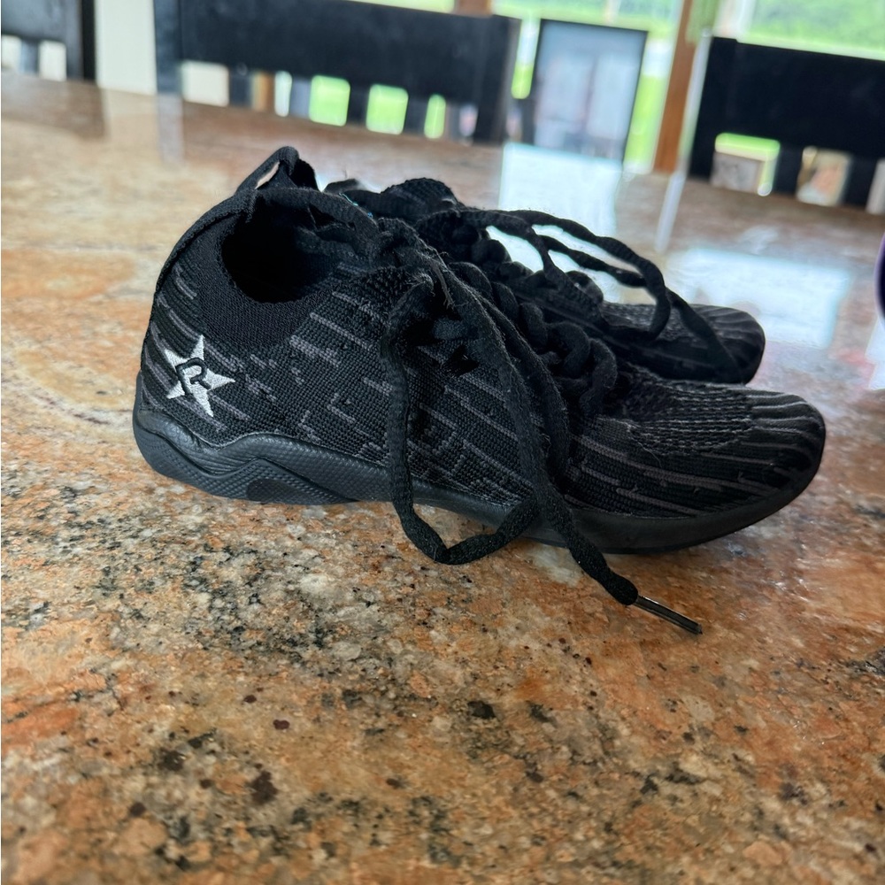 Rebels Black Sneakers Athletic Low-Top